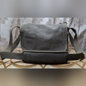 NWOB Think Tank Retrospective 6 Canvas Shoulder Messenger Camera Bag Pinestone